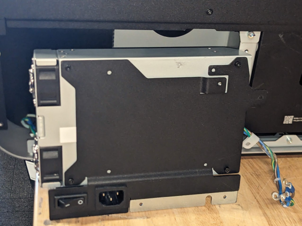 Form 4L power supply
