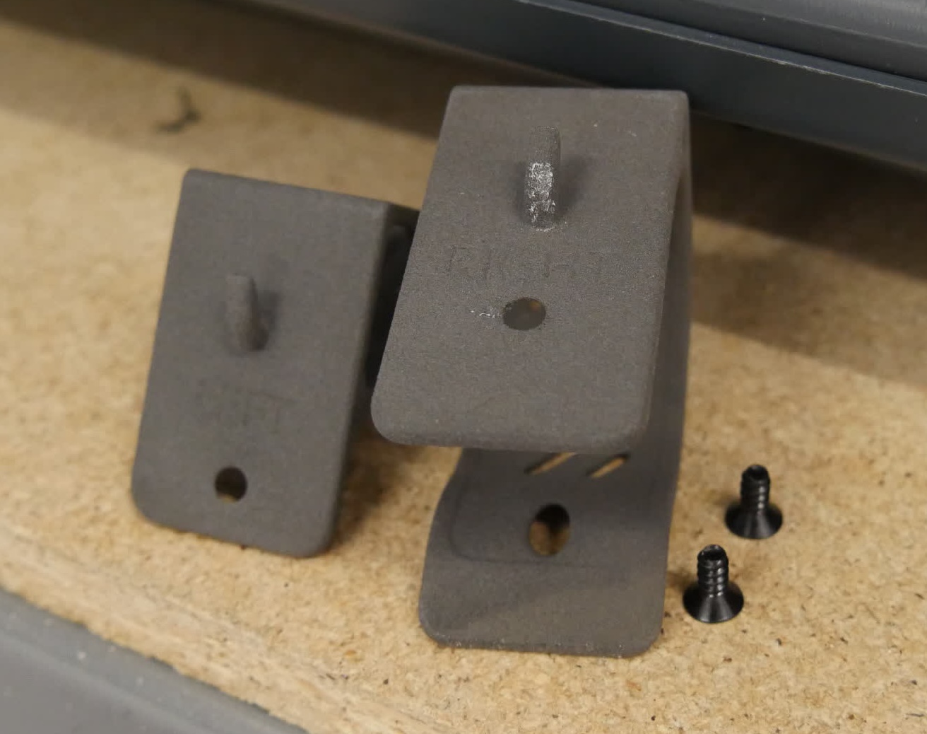 Form Wash L solvent pump clip kit