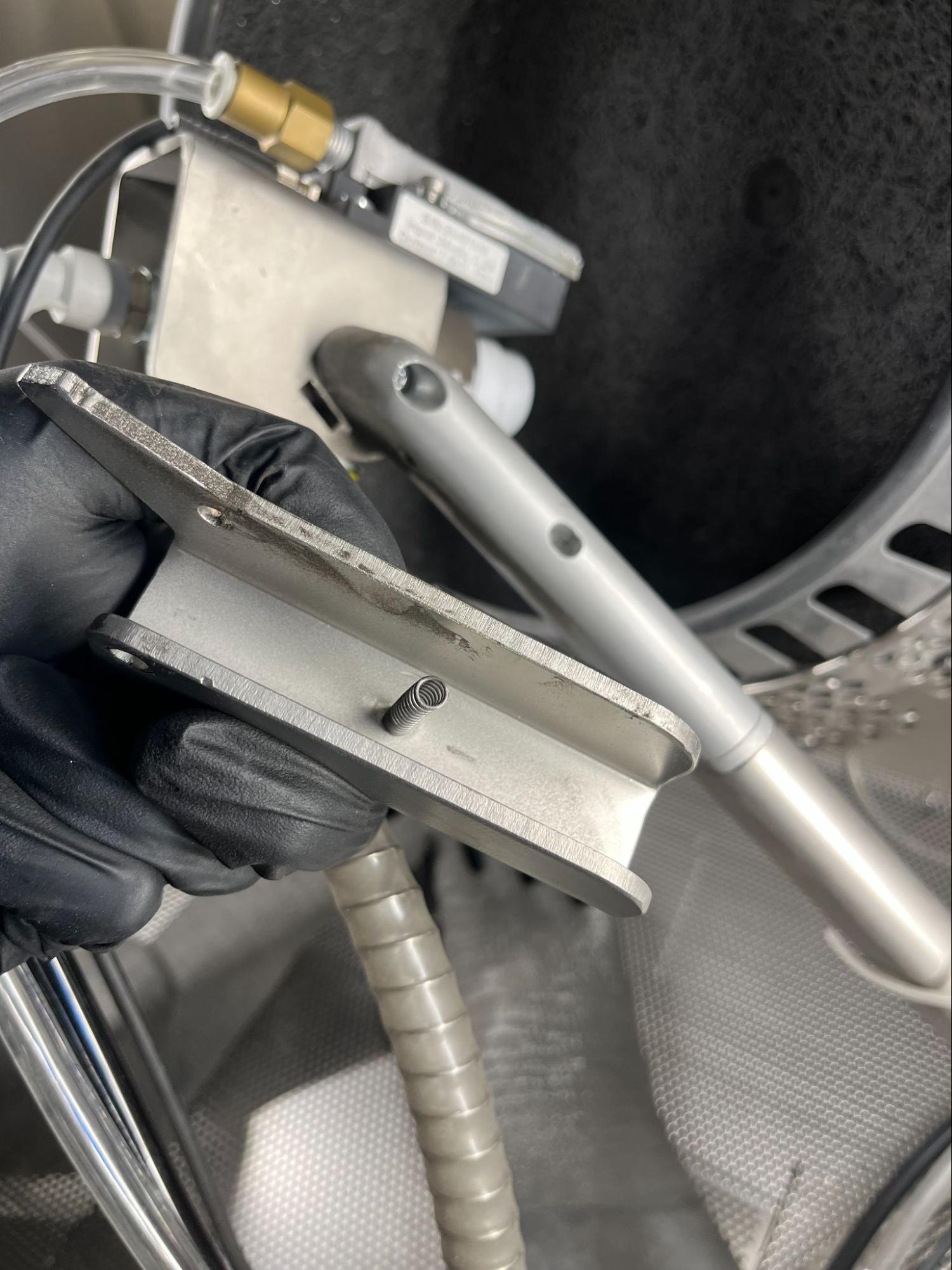 Fuse Blast handle spring