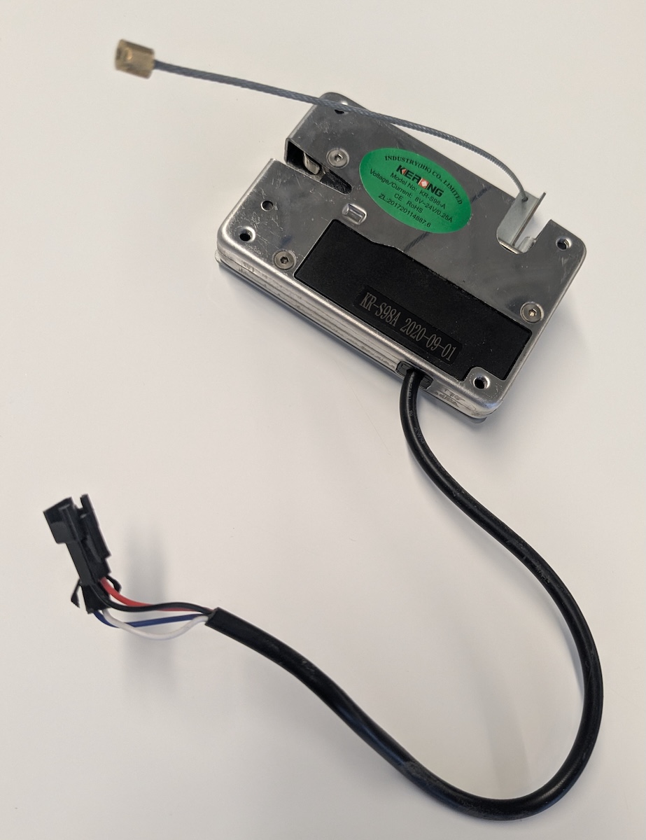 Fuse 1 generation door latch
