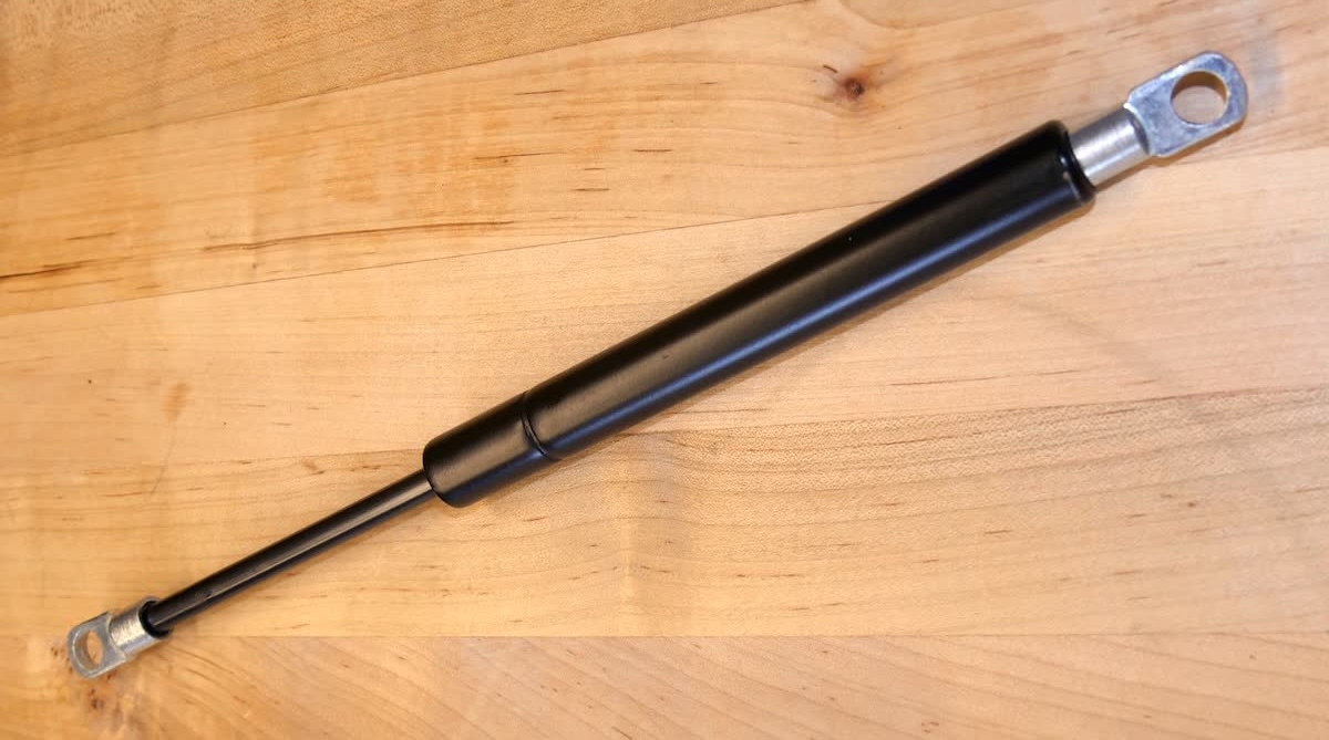Fuse Blast door gas spring