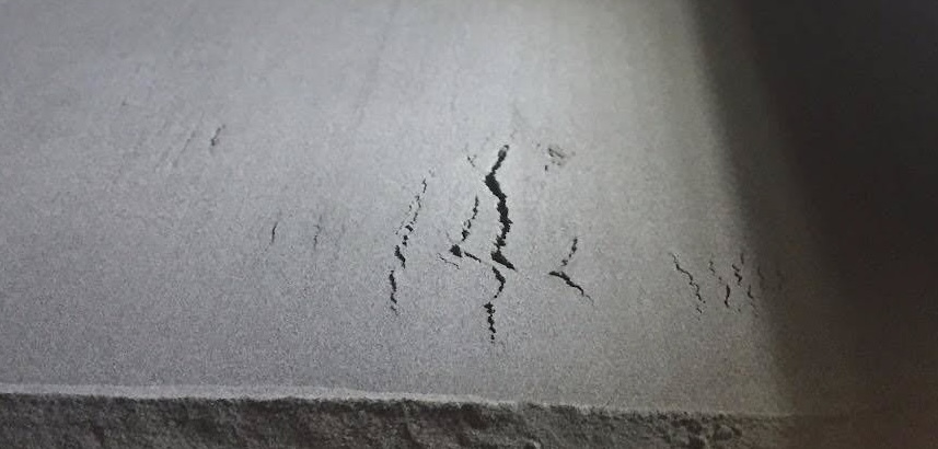 列印床撕裂的鋸齒裂紋
