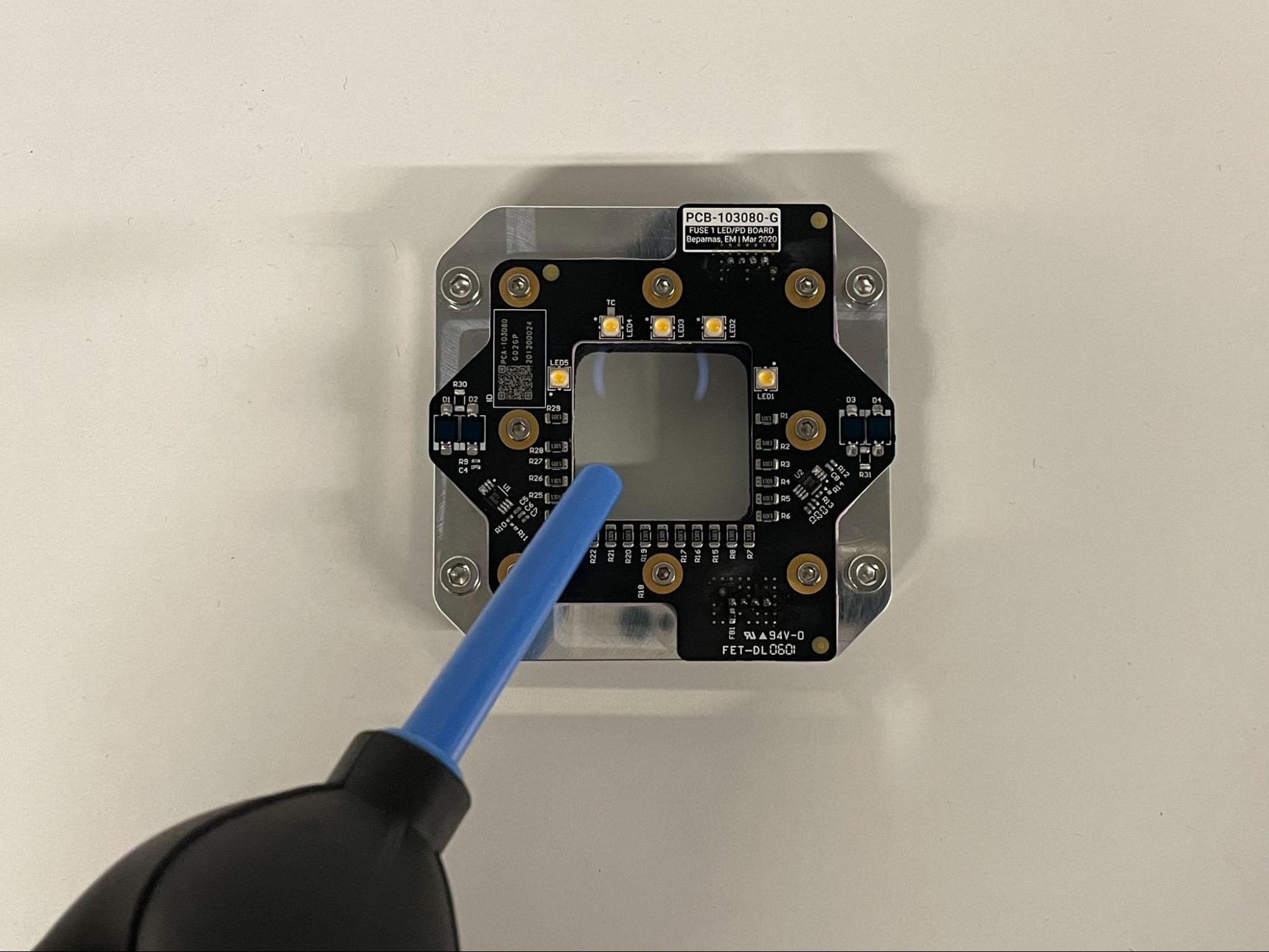 Fuse 1 generation upper laser window