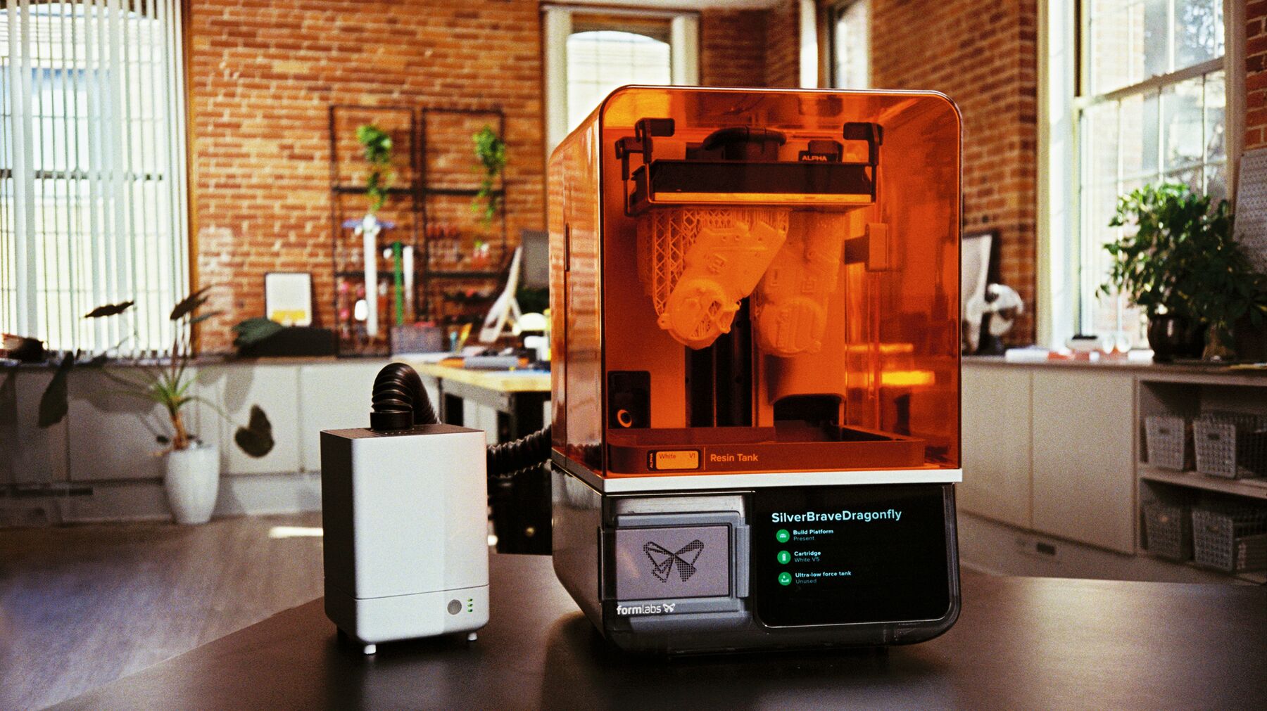 VOC Extractor with Form Studio 1 in an office