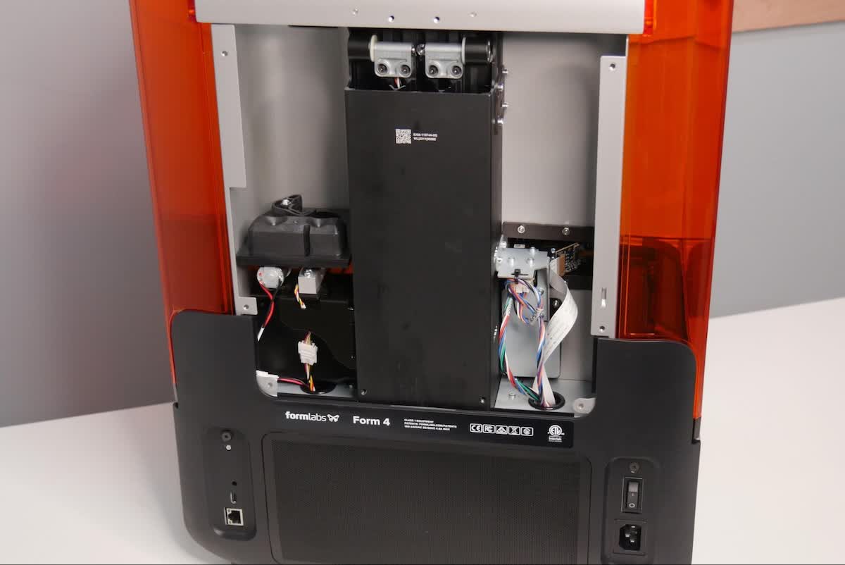 更換 Form 4 / Form 4B LevelSense 板示意圖 3