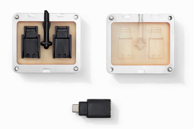 A USB case, created using an injection mold printed directly with Formlabs High Temp Resin.