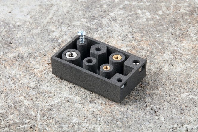 3D Printing Threads and Adding Threaded Inserts to 3D Printed 