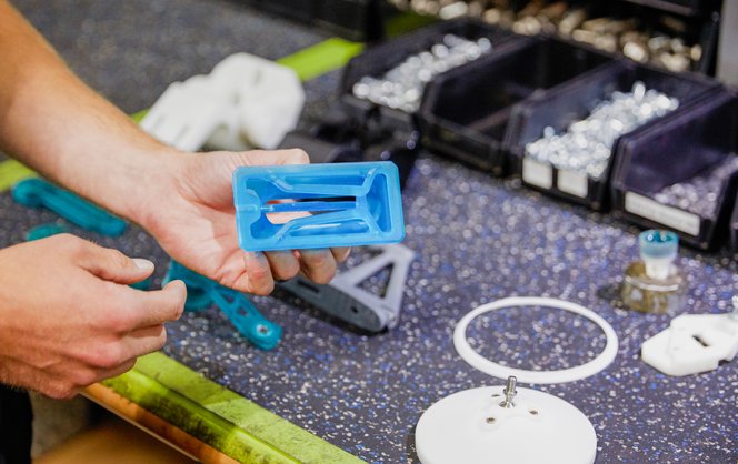 Ringbrothers stellt individuelle Endverbraucherteile wie diese Lüftungsöffnung mittels 3D-Druck her.